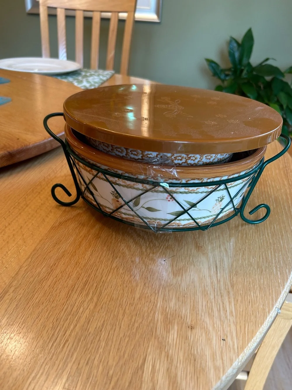 Temp-tations “Old World” Set of 2 Casserole Dishes & Accessories -Green, Brown